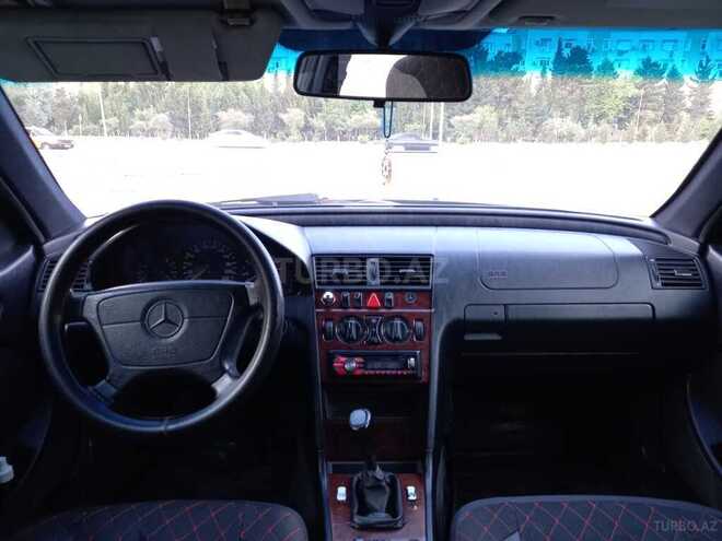Mercedes C 220 d 1998, 335,168 km - 2.2 л - Sumqayıt
