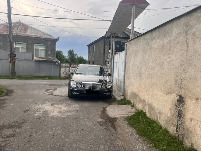 Mercedes E 350 2006, 318,027 km - 3.5 l - Balakən