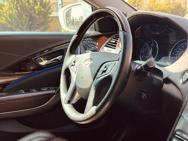 Hyundai Grandeur 2015, 206,000 km - 2.2 л - Bakı