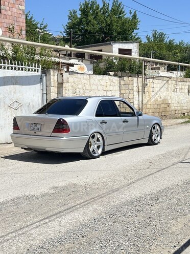 Mercedes C 220 d 1998, 241,000 km - 2.2 l - Bakı