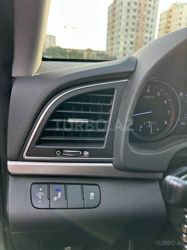 Hyundai Elantra 2017, 68,000 km - 2.0 l - Bakı
