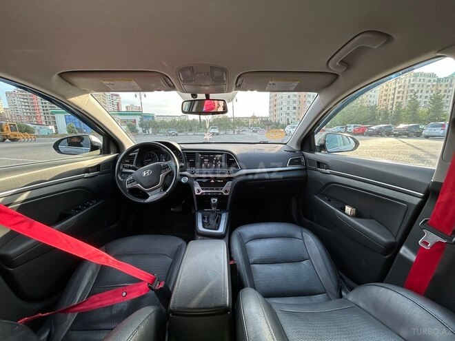 Hyundai Elantra 2017, 68,000 km - 2.0 l - Bakı