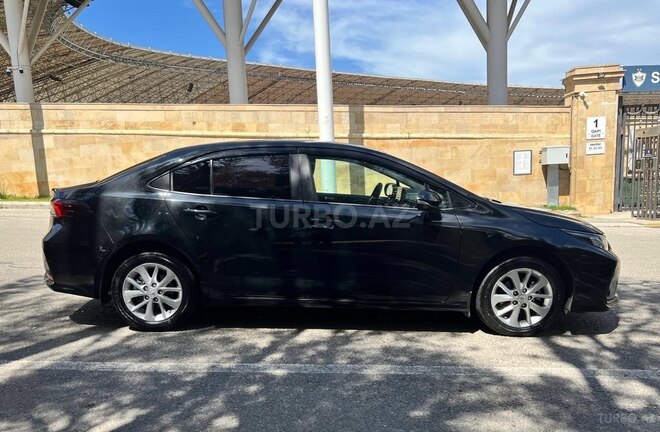 Toyota Corolla 2020, 80,000 km - 1.6 l - Bakı