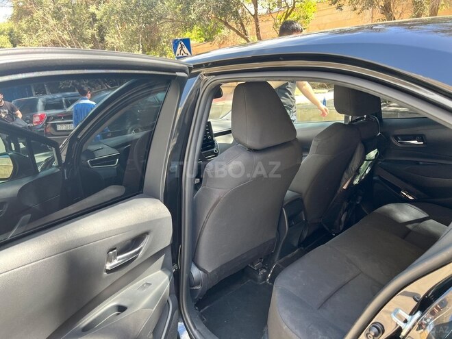 Toyota Corolla 2020, 80,000 km - 1.6 l - Bakı