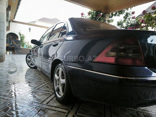 Mercedes C 220 d 2001, 615,000 km - 2.2 l - Sumqayıt