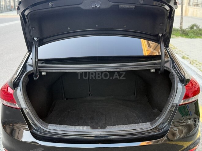 Hyundai Elantra 2017, 122,000 km - 2.0 l - Bakı