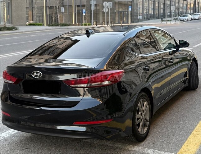 Hyundai Elantra 2017, 122,000 km - 2.0 l - Bakı