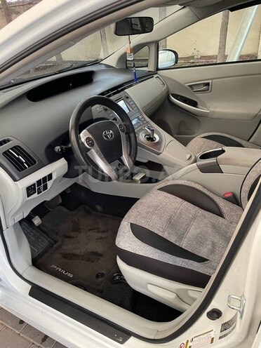 Toyota Prius 2014, 215,000 km - 1.8 l - Bakı