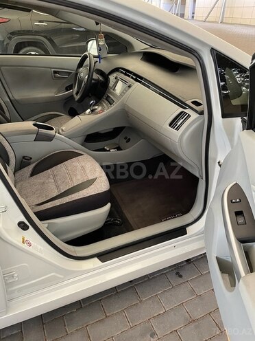 Toyota Prius 2014, 215,000 km - 1.8 l - Bakı