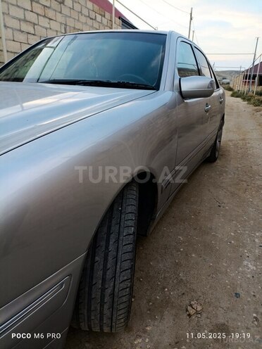 Mercedes E 320 2000, 442,000 km - 3.2 l - Sumqayıt