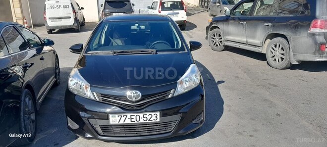 Toyota Vitz 2012, 260,000 km - 1.3 l - Bakı