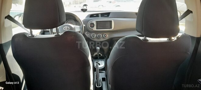 Toyota Vitz 2012, 260,000 km - 1.3 l - Bakı