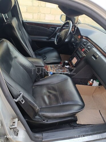 Mercedes E 320 2000, 442,000 km - 3.2 l - Sumqayıt