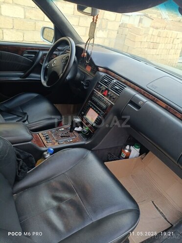 Mercedes E 320 2000, 442,000 km - 3.2 l - Sumqayıt