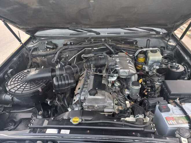 Toyota Land Cruiser 2006, 235,000 km - 4.5 л - Bakı