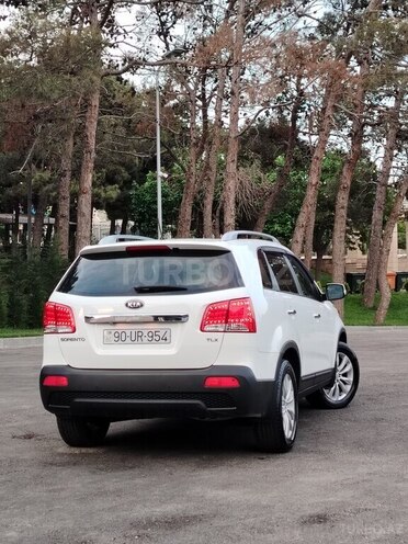 Kia Sorento 2011, 223,900 km - 2.0 l - Bakı
