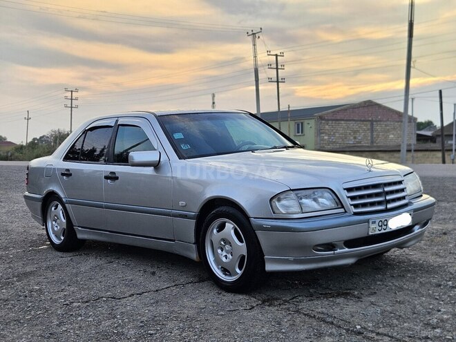 Mercedes C 230 1998, 395,343 km - 2.3 l - Salyan