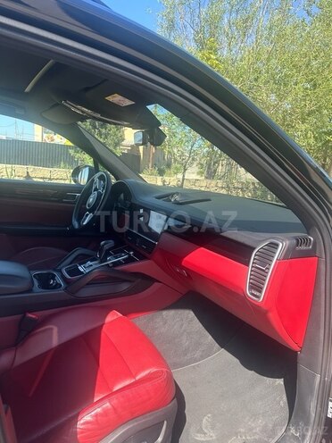 Porsche Cayenne E-Hybrid 2020, 92,000 km - 3.0 l - Bakı
