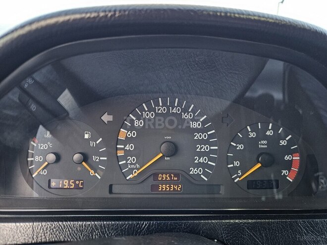 Mercedes C 230 1998, 395,343 km - 2.3 l - Salyan