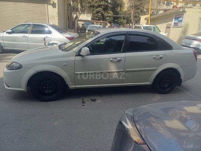 Daewoo Gentra 2013, 443,200 km - 1.5 l - Bakı