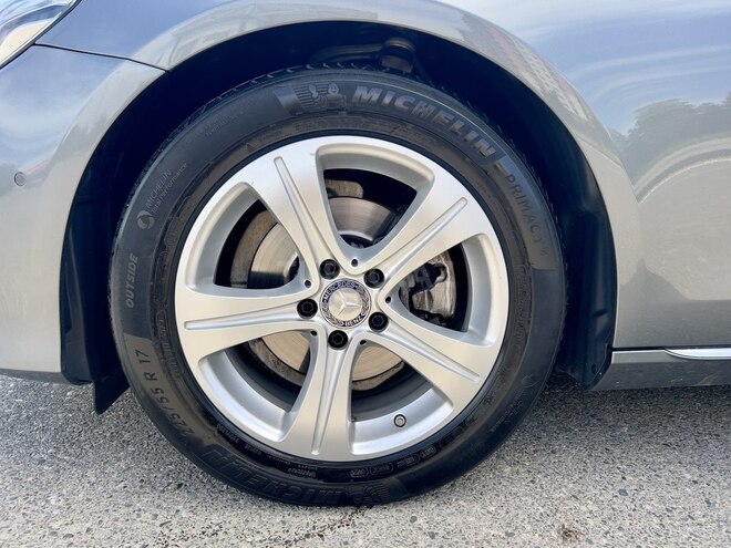 Mercedes E 220 d 2016, 129,000 km - 2.2 l - Bakı