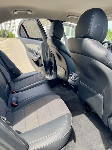 Mercedes E 220 d 2016, 129,000 km - 2.2 l - Bakı