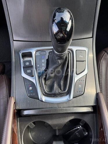 Hyundai Grandeur-13