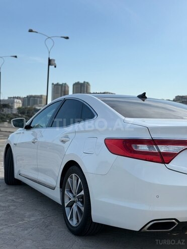 Hyundai Grandeur-5