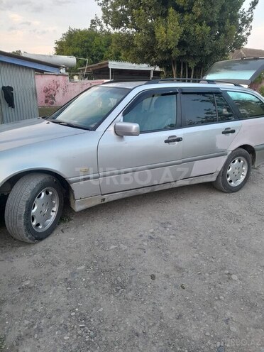 Mercedes C 200 d 1999, 476,000 km - 2.0 l - Salyan