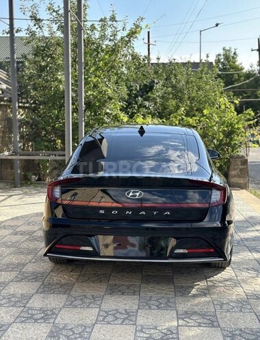 Hyundai Sonata-15