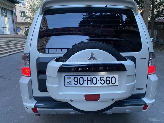 Mitsubishi Pajero 2009, 245,717 km - 3.5 l - Bakı