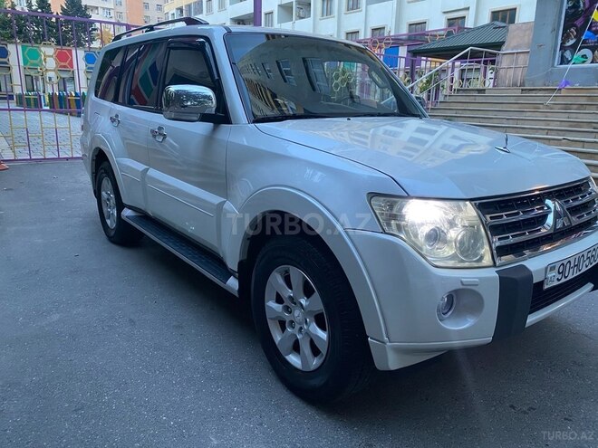 Mitsubishi Pajero 2009, 245,717 km - 3.5 l - Bakı