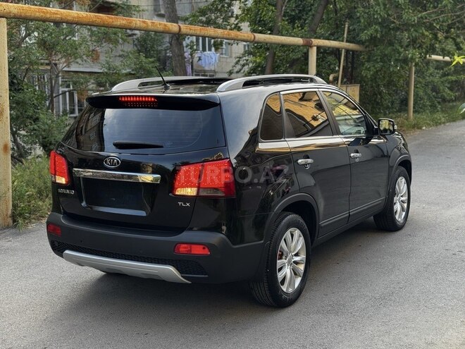 Kia Sorento 2011, 245,000 km - 2.0 l - Bakı