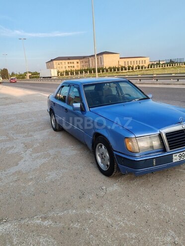 Mercedes E 200 1990, 735,037 km - 2.0 l - Bakı