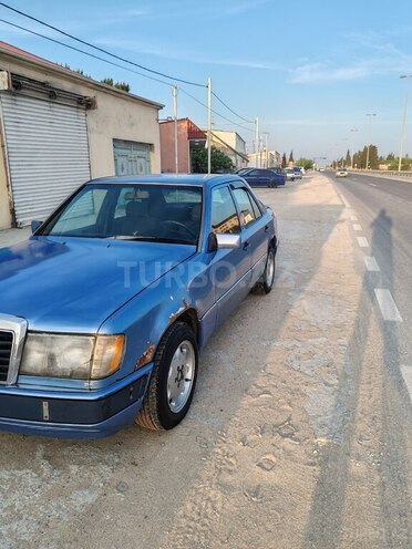 Mercedes E 200 1990, 735,037 km - 2.0 l - Bakı