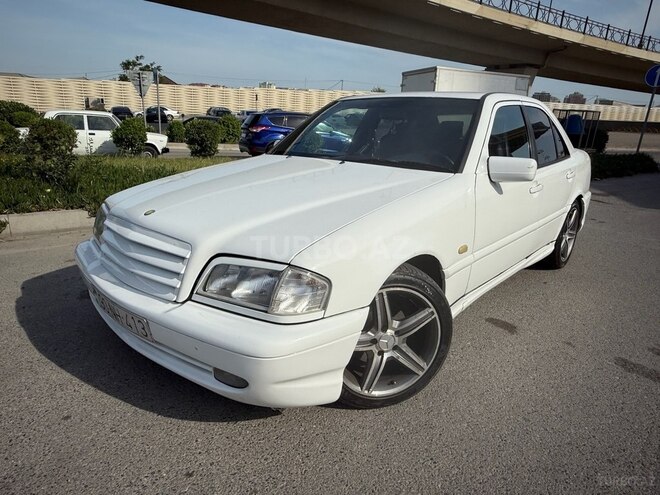 Mercedes C 200 2000, 355,000 km - 2.0 l - Bakı