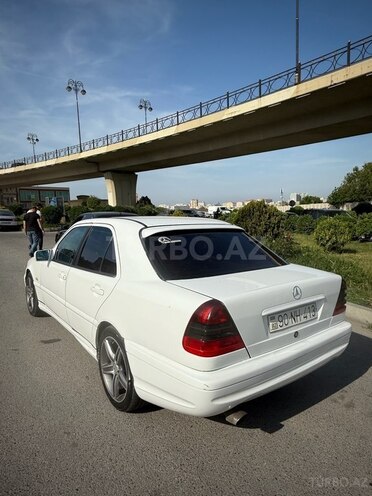 Mercedes C 200 2000, 355,000 km - 2.0 l - Bakı