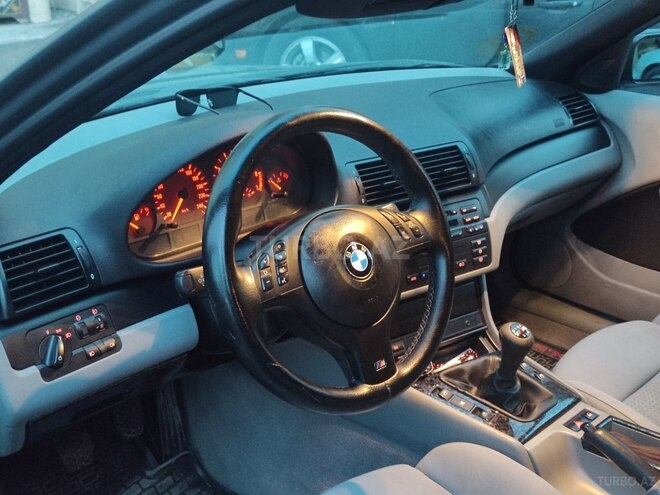 BMW 320 2002, 300,000 km - 2.2 л - Yevlax
