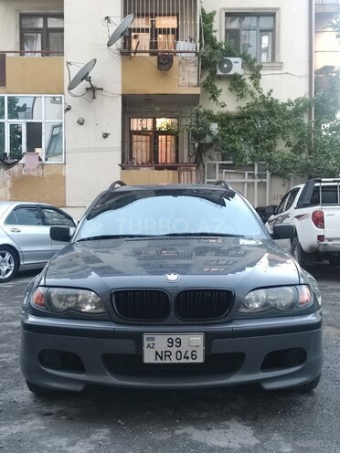 BMW 320 2002, 300,000 km - 2.2 л - Yevlax