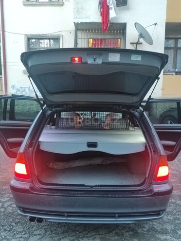 BMW 320 2002, 300,000 km - 2.2 л - Yevlax