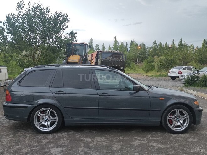 BMW 320 2002, 300,000 km - 2.2 л - Yevlax