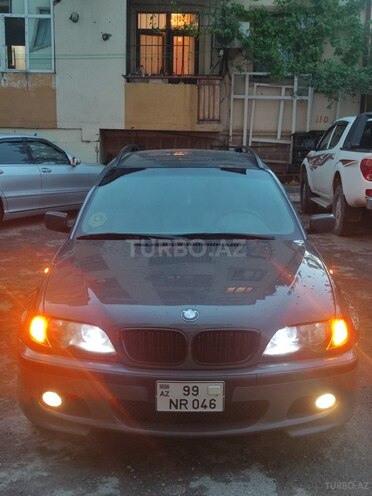 BMW 320 2002, 300,000 km - 2.2 л - Yevlax