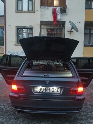 BMW 320 2002, 300,000 km - 2.2 л - Yevlax