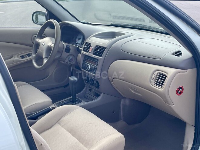 Nissan Sunny 2010, 179,000 km - 1.6 л - Bakı