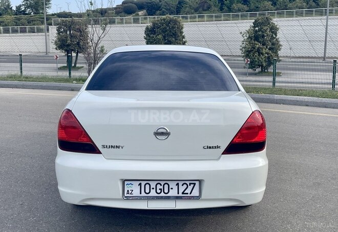 Nissan Sunny 2010, 179,000 km - 1.6 л - Bakı