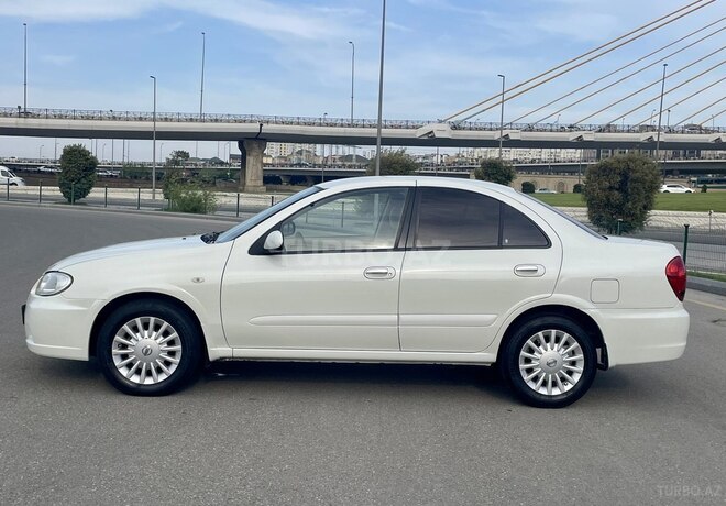 Nissan Sunny 2010, 179,000 km - 1.6 л - Bakı