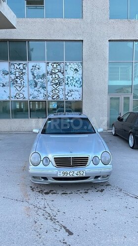 Mercedes E 320 2000, 380,000 km - 3.2 l - Salyan