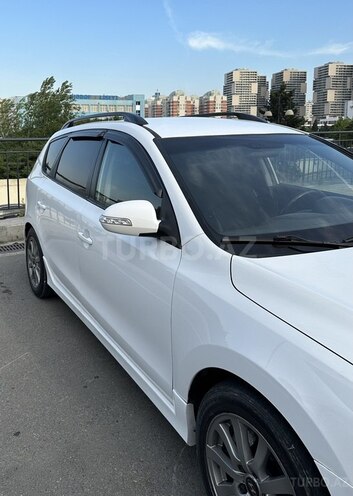Hyundai i30 2010, 217,000 km - 1.6 l - Bakı