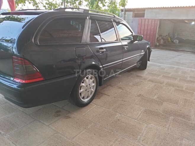 Mercedes C 220 d 2000, 523,549 km - 2.2 l - Neftçala