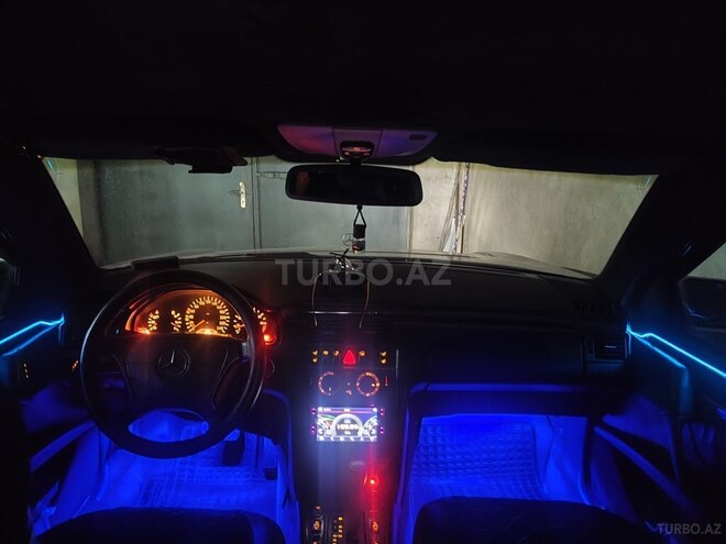 Mercedes E 240 1998, 470,000 km - 2.4 l - Bakı